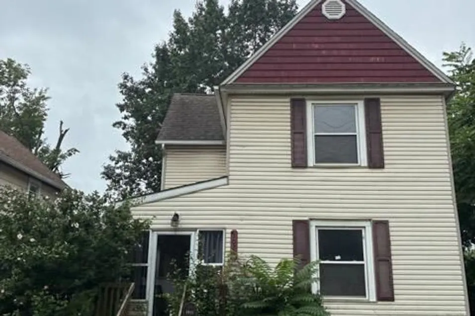 1025 1st Street Northeast Massillon, OH 44646, Stark County