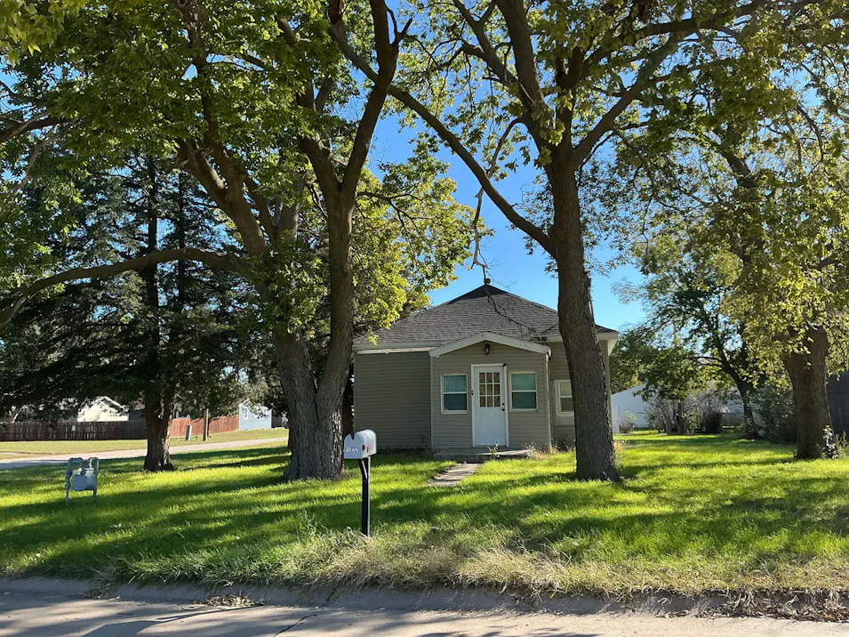 1322 Sherman Street Saint Paul, NE 68873, Howard County