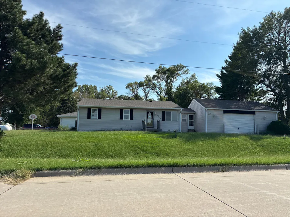 4823 Gifford Rd Council Bluffs, IA 51501, Pottawattamie County