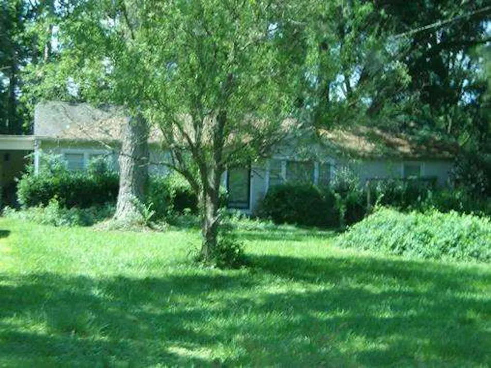 121 Stokes Robertson Rd Jackson, MS 39212, Hinds County
