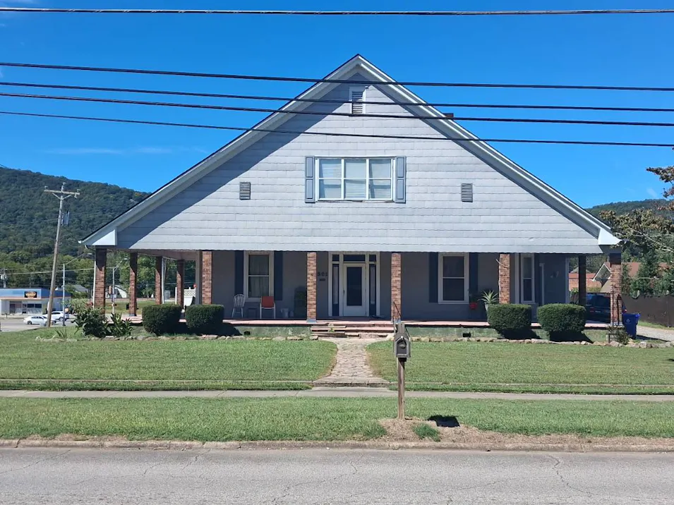 301 N Kingston Ave Rockwood, TN 37854, Roane County