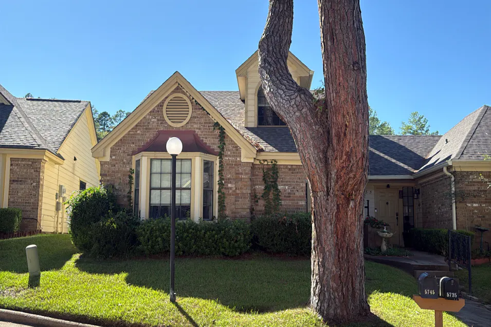 5745 Golden Oaks Drive Tyler, TX 75703, Smith County