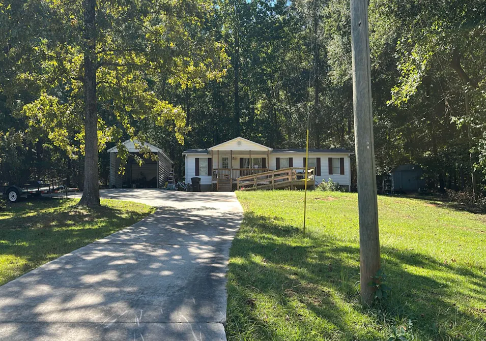 142 Water Oak Dell Dr Lavonia, GA 30553, Hart County