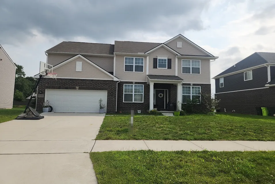 24784 Beach Dr Macomb, MI 48042, Macomb County