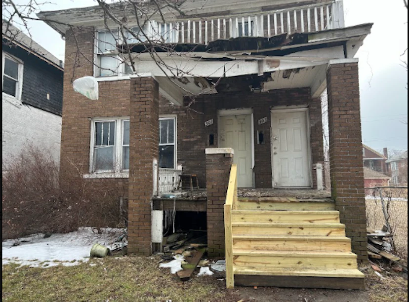 301 Elmhurst St