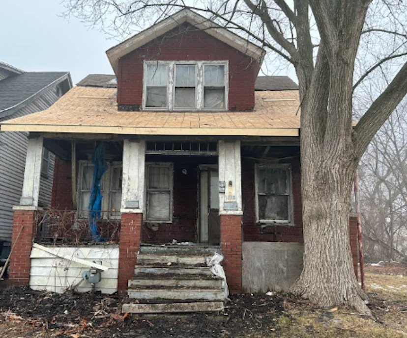 1233 Ashland St