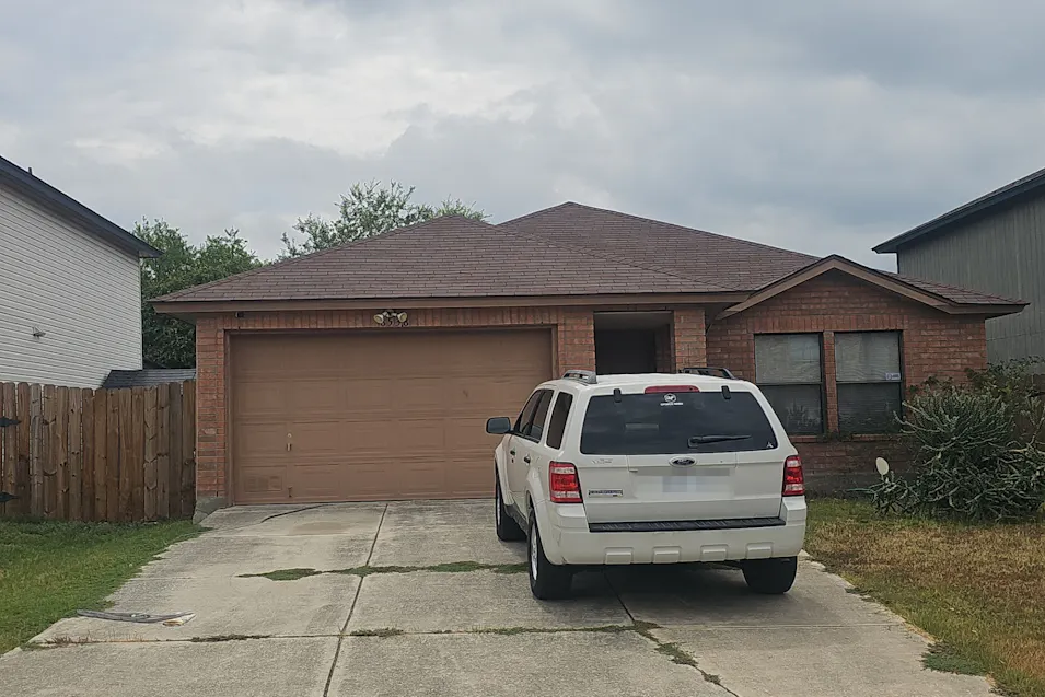 8538 Morning Grv Converse, TX 78109, Bexar County