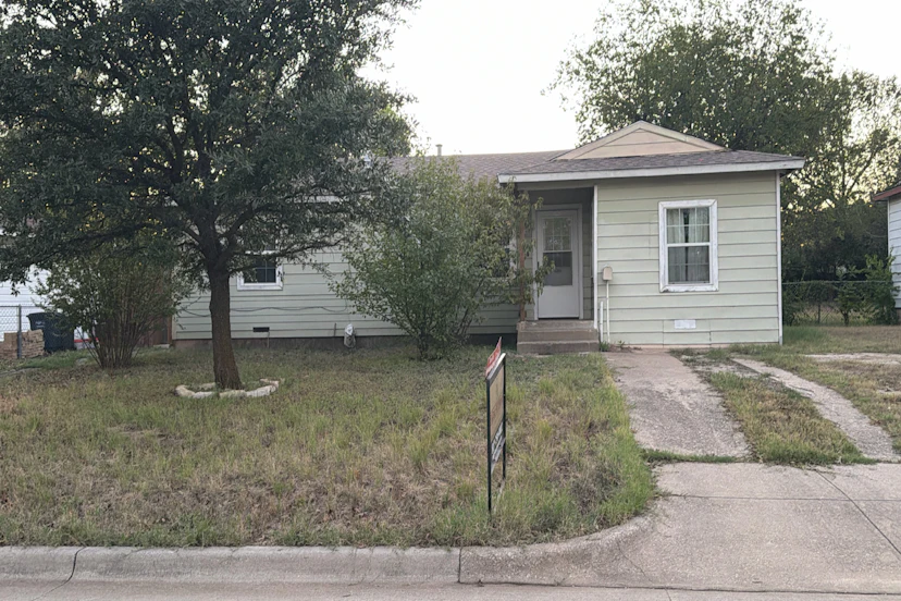 4912 Borden Dr
