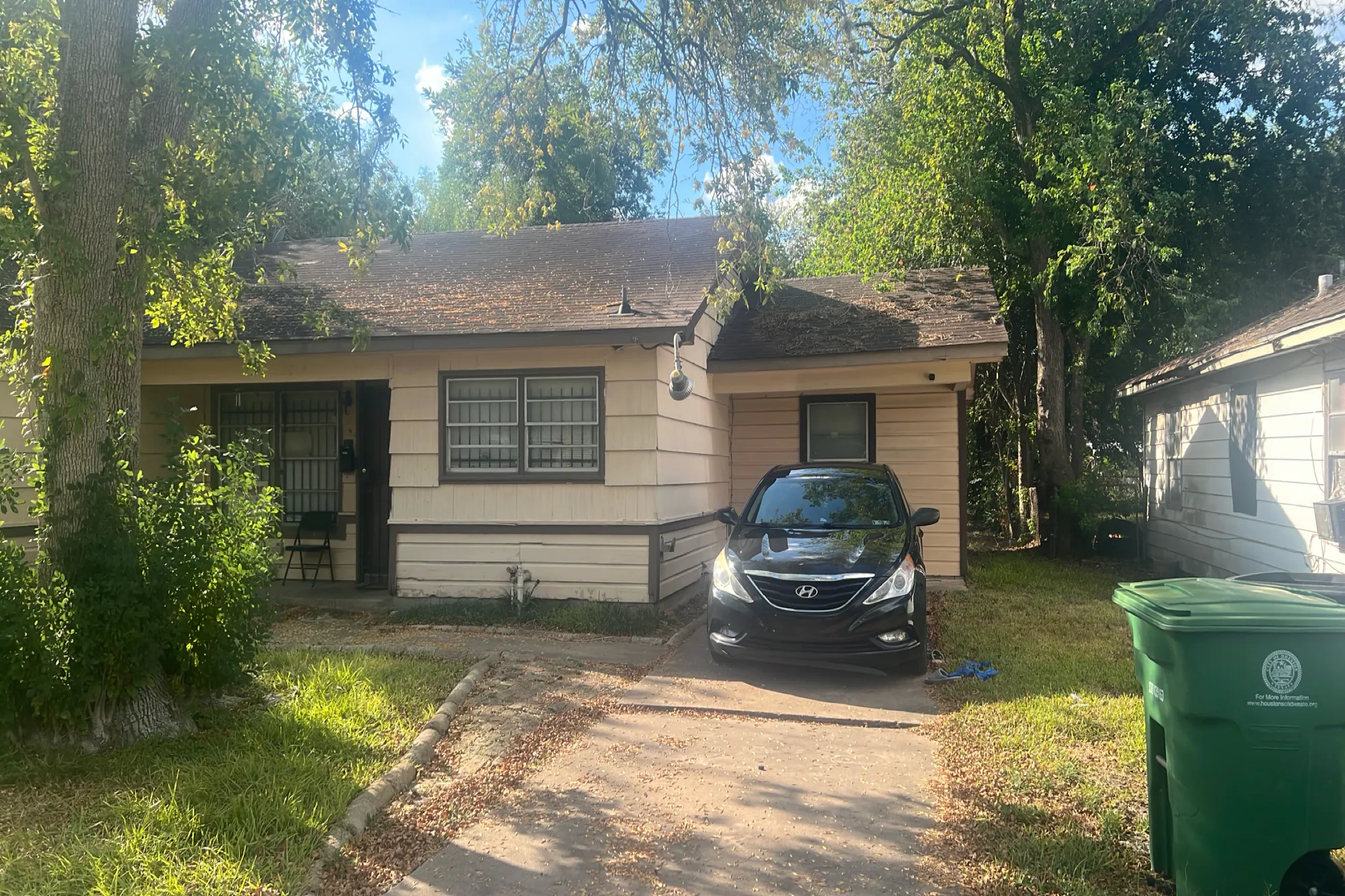 Sur Ct, Houston, TX 77033 #1
