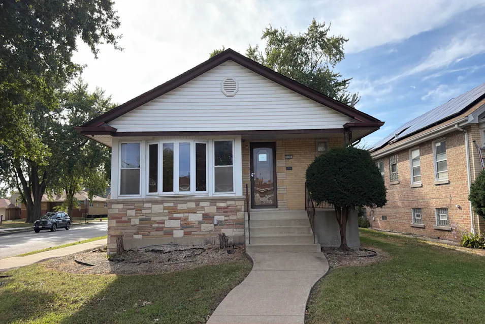 8258 S Whipple St Chicago, IL 60652, Cook County