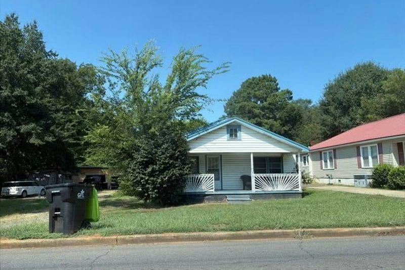 Avondale Ave, Sylacauga, AL 35150