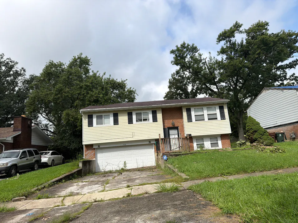 708 Circle Dr University Park, IL 60484, Will County