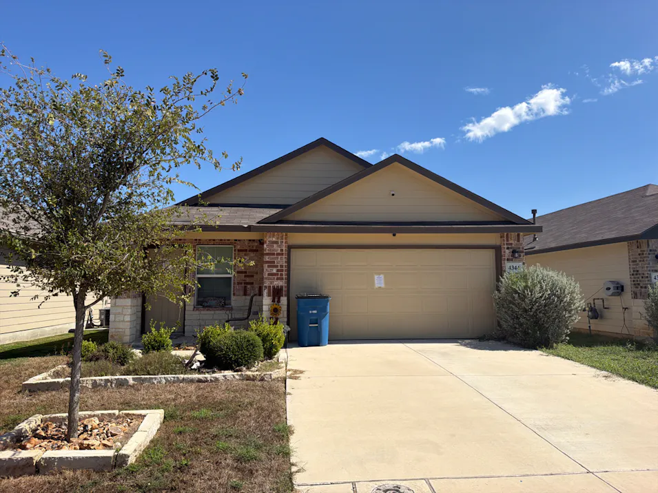 4344 Lake Ritter St Saint Hedwig, TX 78152, Bexar County
