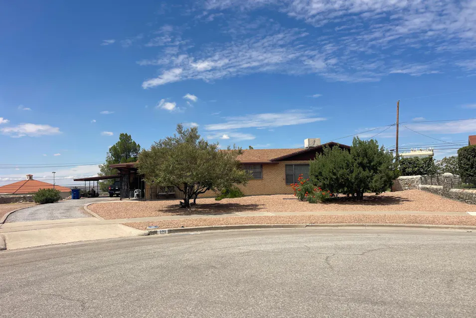 121 Puma Cir El Paso, TX 79912, El Paso County