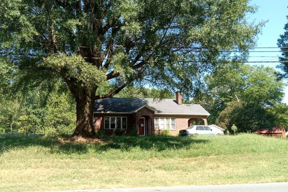 102 3rd Avenue SW Catawba, NC 28609, Catawba County