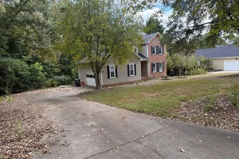 Grayson Dr, Moore, SC 29369 #1