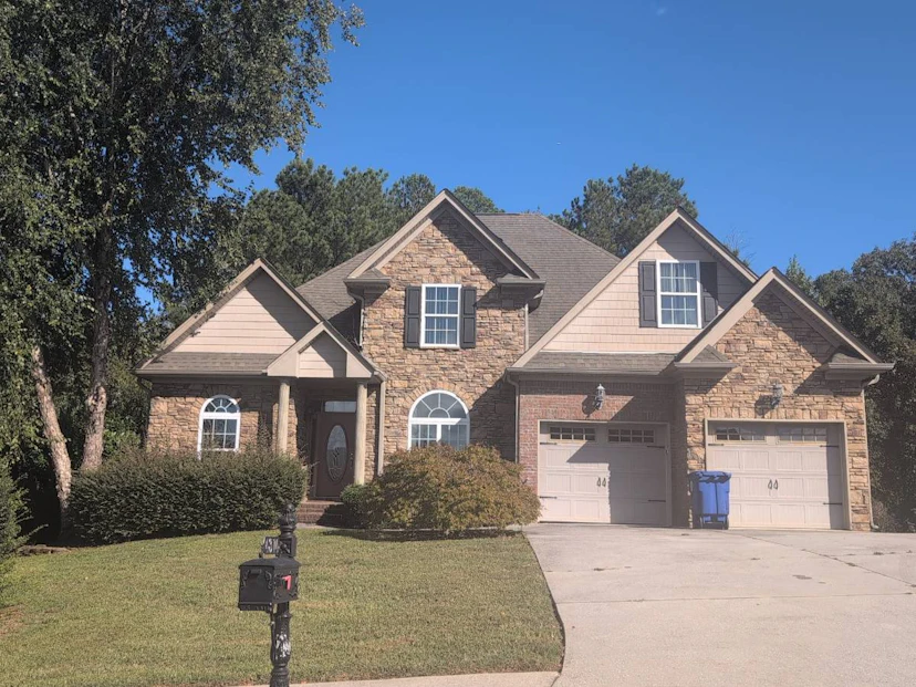 4374 Wellesley Dr