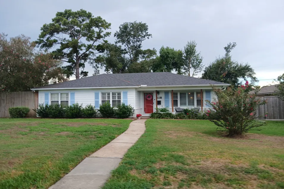 2002 Croydon Ct Houston, TX 77008, Harris County