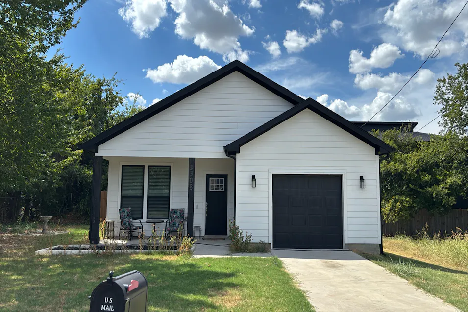 3308 Sayle St Greenville, TX 75401, Hunt County