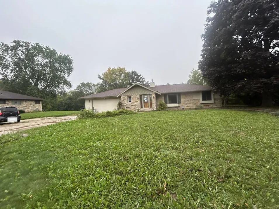 4781 S 35th St Milwaukee, WI 53221, Milwaukee County