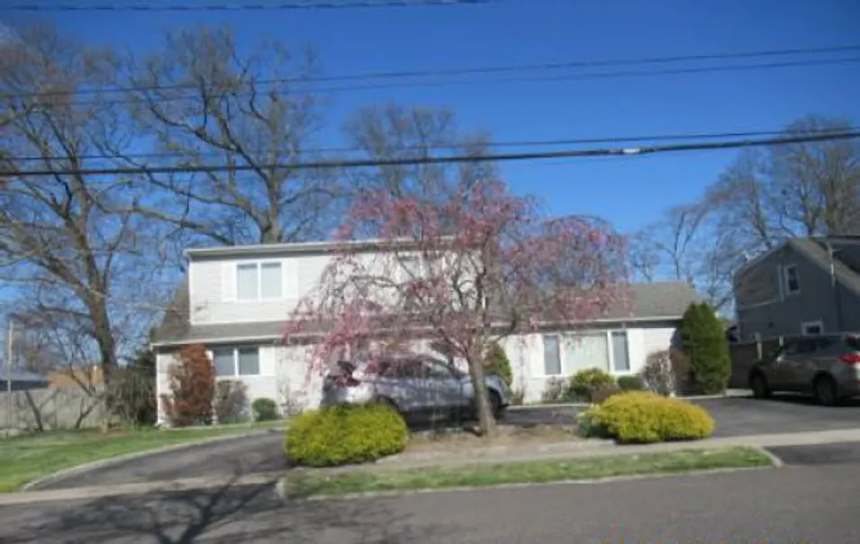 22 William Street Copiague, NY 11726, Suffolk County