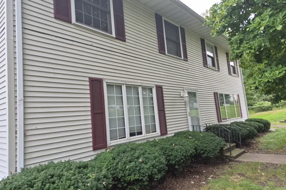 4327 W Tara Cir Peoria, IL 61615, Peoria County