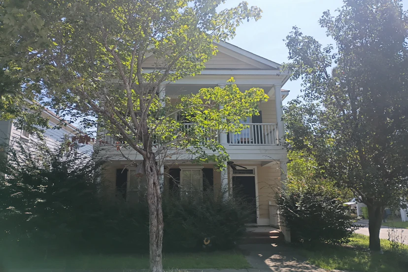 112 Van Der Horst Dr