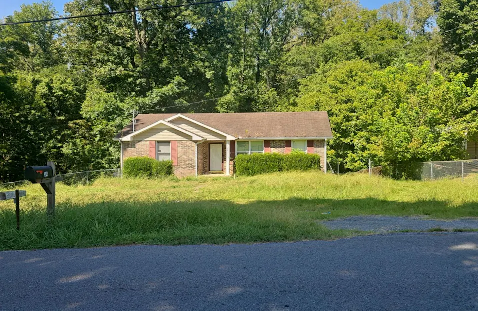 34 Bunker Hill Rd Clarksville, TN 37042, Montgomery County