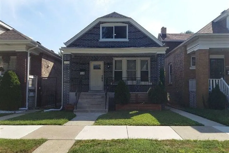 7721 S Rhodes Ave Chicago, IL 60619, Cook County