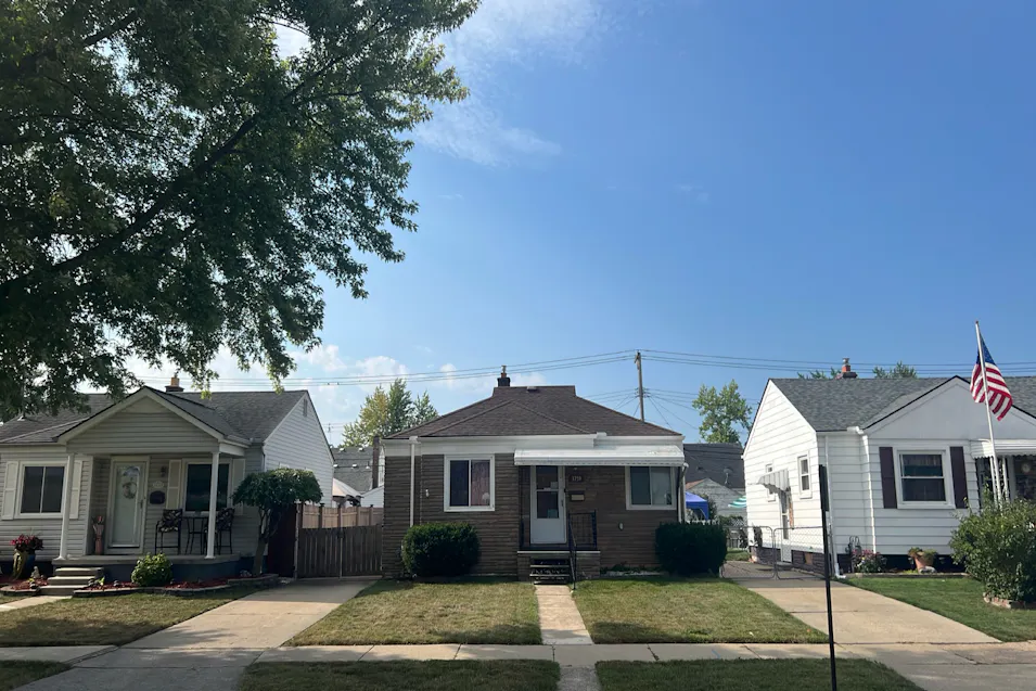 1759 Stewart Avenue Lincoln Park, MI 48146, Wayne County