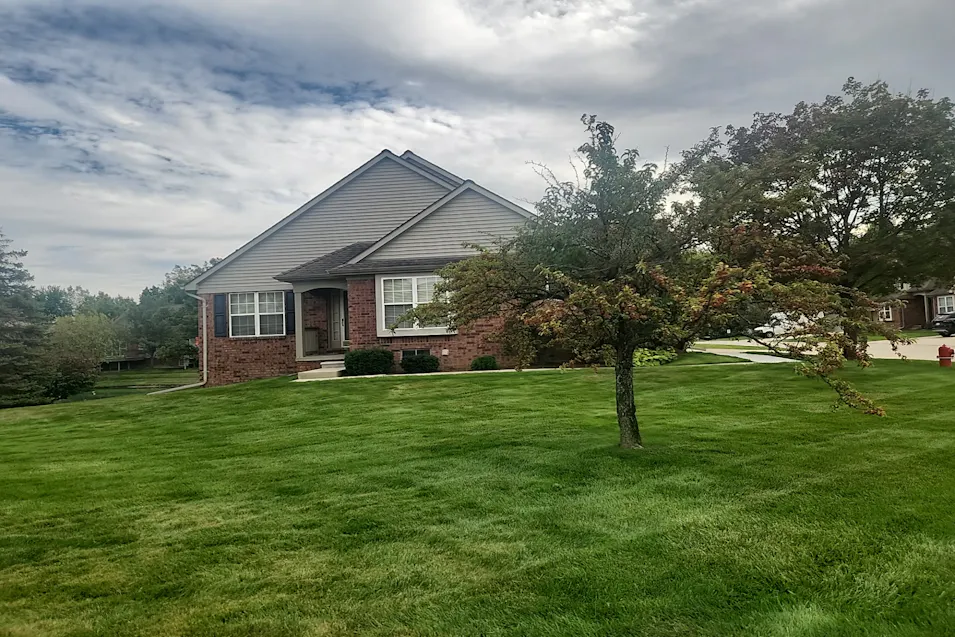5521 Victory Cir Sterling Heights, MI 48310, Macomb County