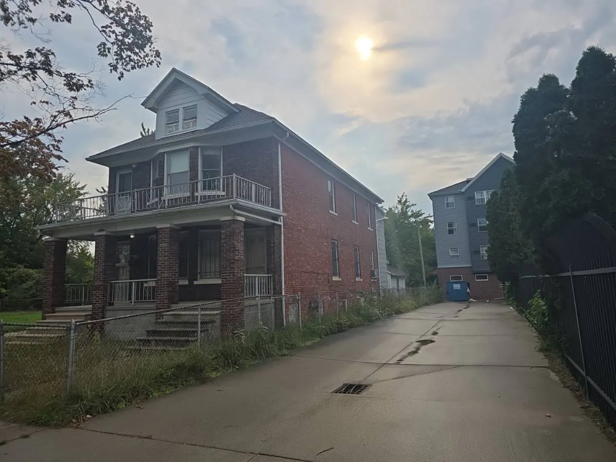 Lakewood St, Detroit, MI 48215 #1