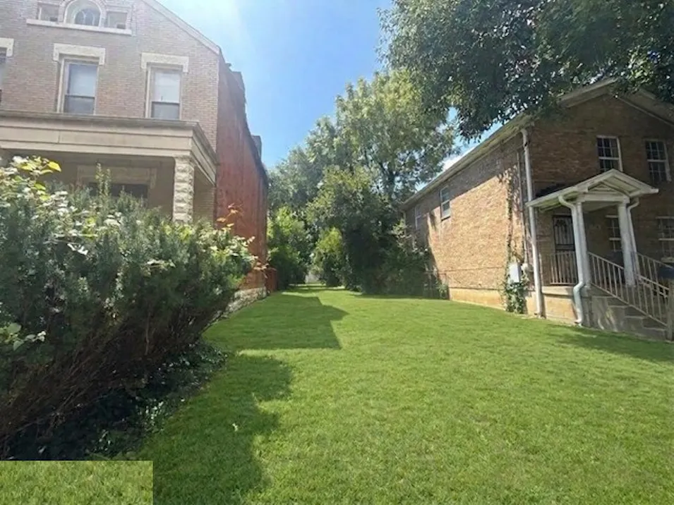1714 W Chestnut St Louisville, KY 40203, Jefferson County