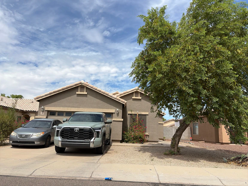 502 W Rio Vista Lane