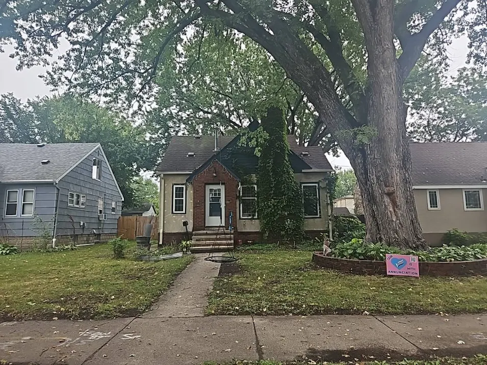 3414 Queen Ave N Minneapolis, MN 55412, Hennepin County