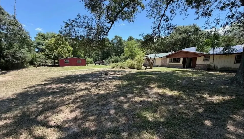 1415 E 4th St Groveton, TX 75845, Trinity County