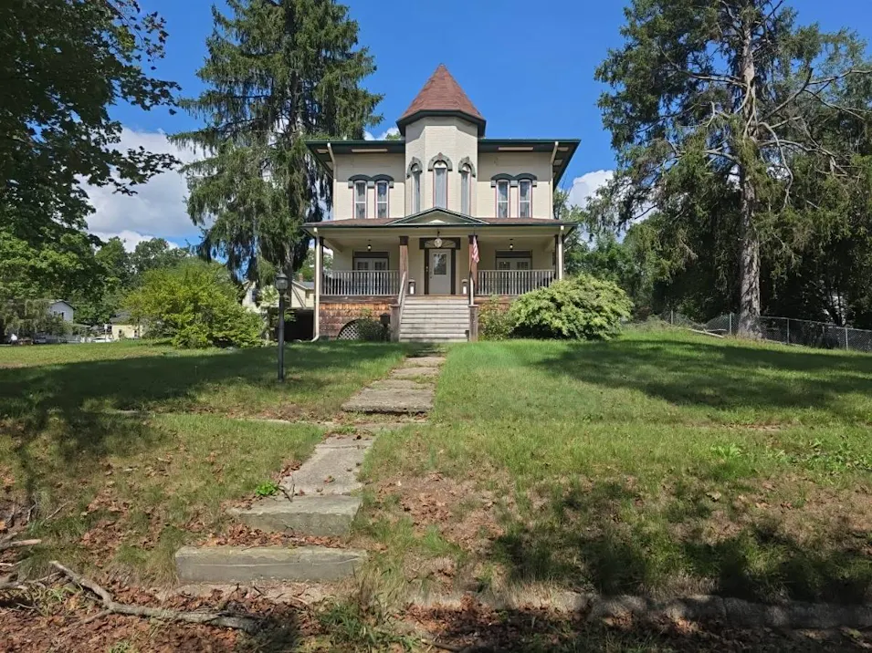 405 Cedar St Albion, MI 49224, Calhoun County