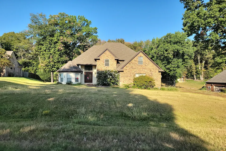 4213 Dickens Pl Dr W Southaven, MS 38672, Desoto County