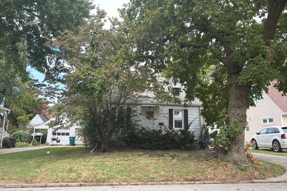 128 E Maywood Ct Decatur, IL 62526, Macon County