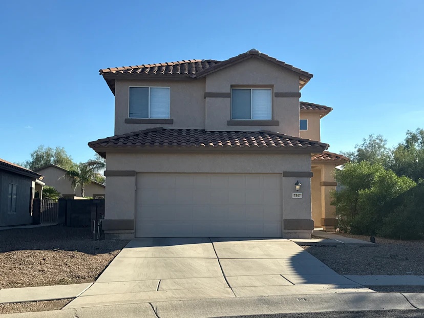 7547 W Splendor Dr