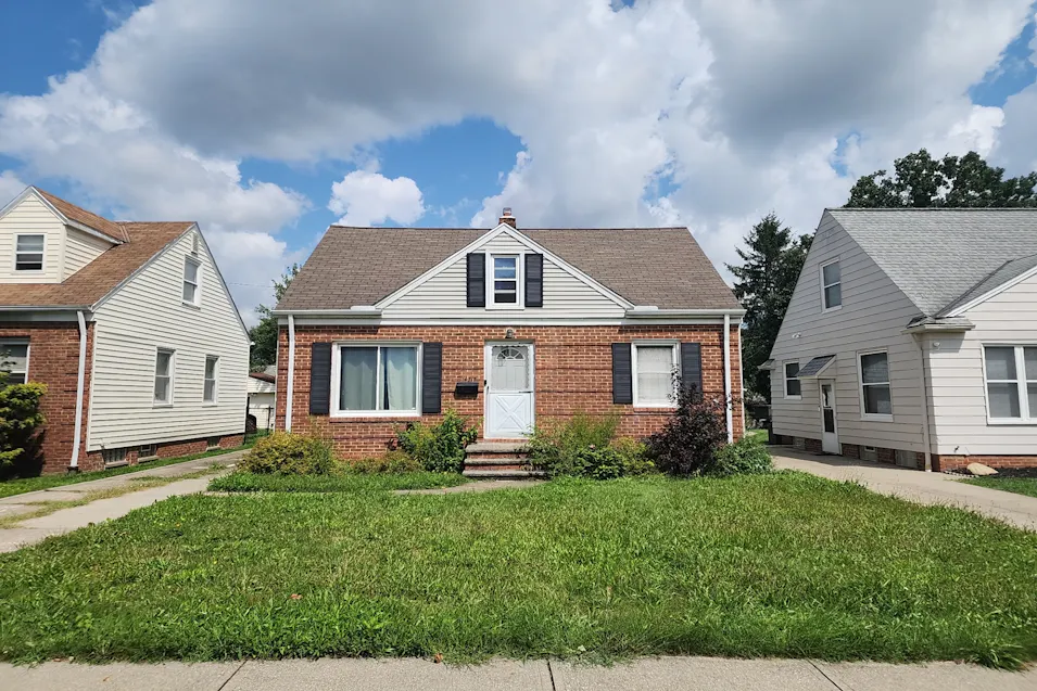 14717 Reddington Ave Maple Heights, OH 44137, Cuyahoga County