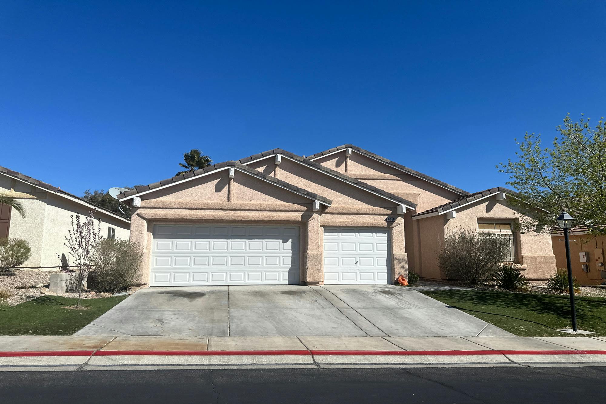 Loggers Mill Ave, Las Vegas, NV 89143 #1
