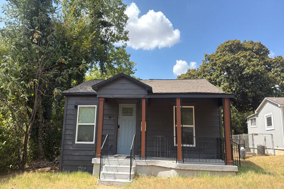 3027 Southland St Dallas, TX 75215, Dallas County