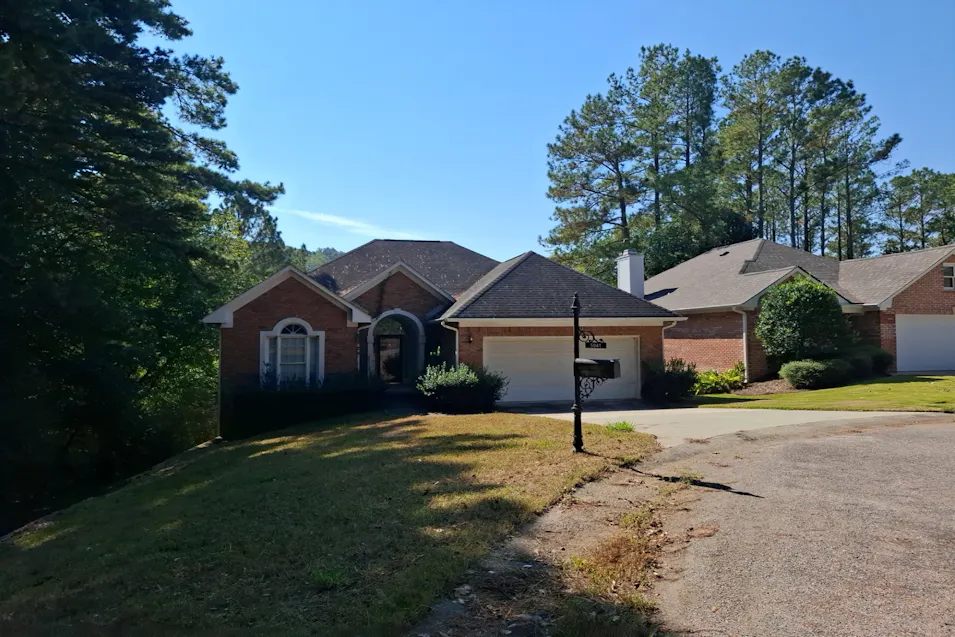 5041 Lakeview Circle Birmingham, AL 35244, Shelby County