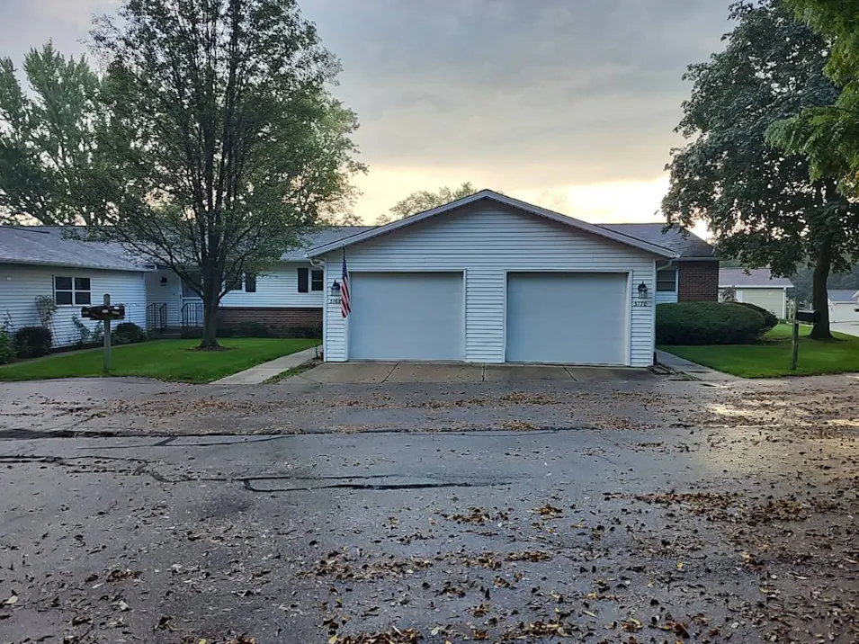 3170 Villa Ridge Dr. SE Kentwood, MI 49512, Kent County
