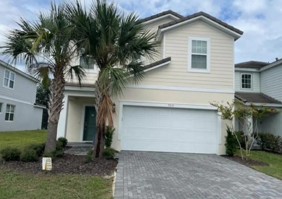 7251 Oakmoss Loop Davenport, FL 33837, Polk County