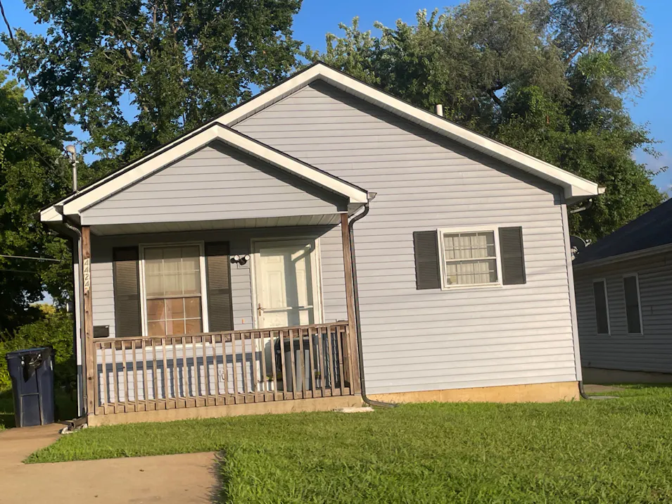 4424 Rosewood Ave Saint Louis, MO 63120, St. Louis County