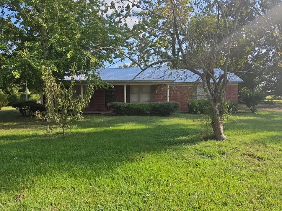 728 George Payne Cossar Blvd Charleston, MS 38921, Tallahatchie County