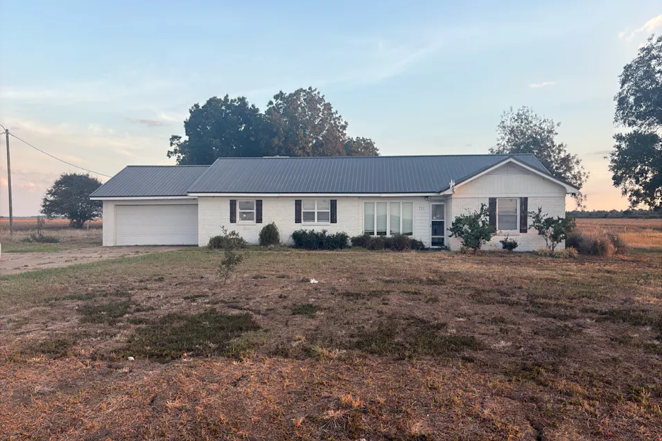 711 Litton Rd Benoit, MS 38725, Bolivar County