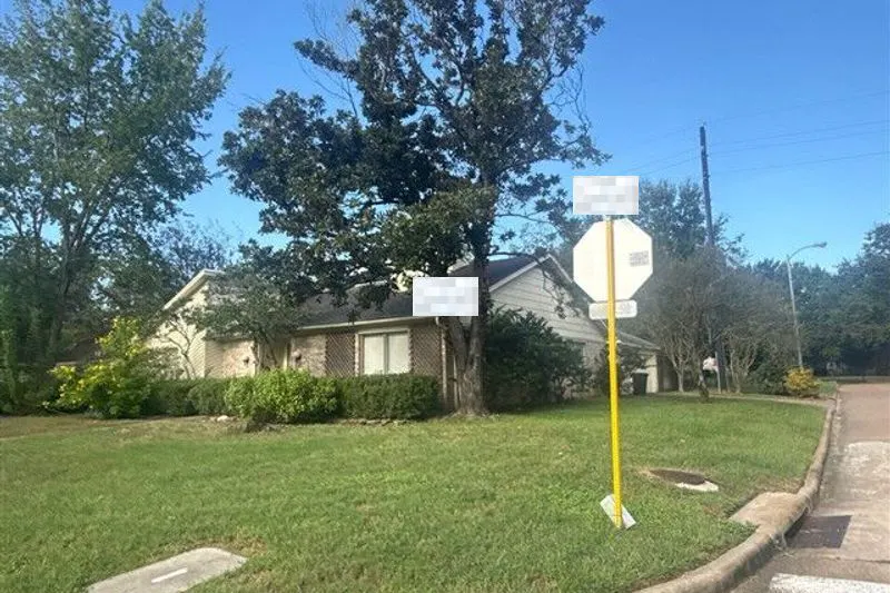 Double Tree Dr, Houston, TX 77070 #1